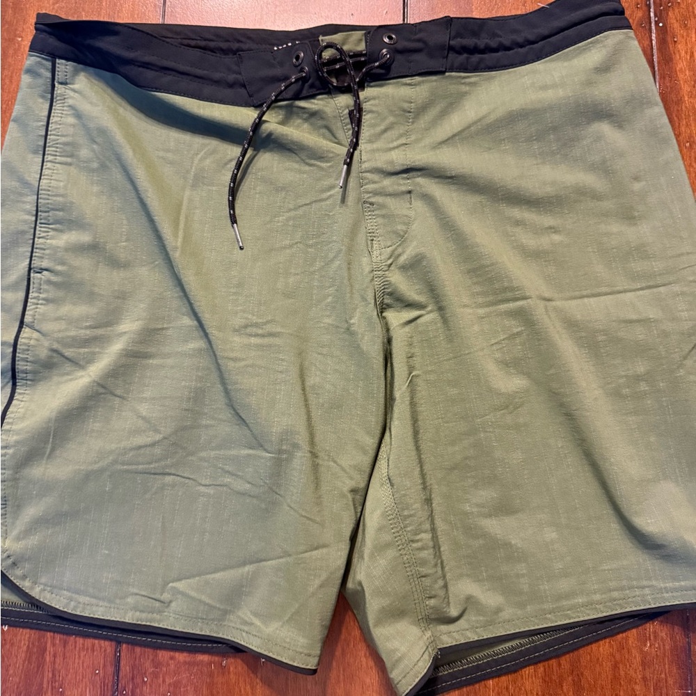 Billabong  Olive Green Shorts
